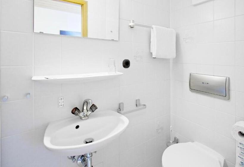 غرفة قياسية فردية, Victoria