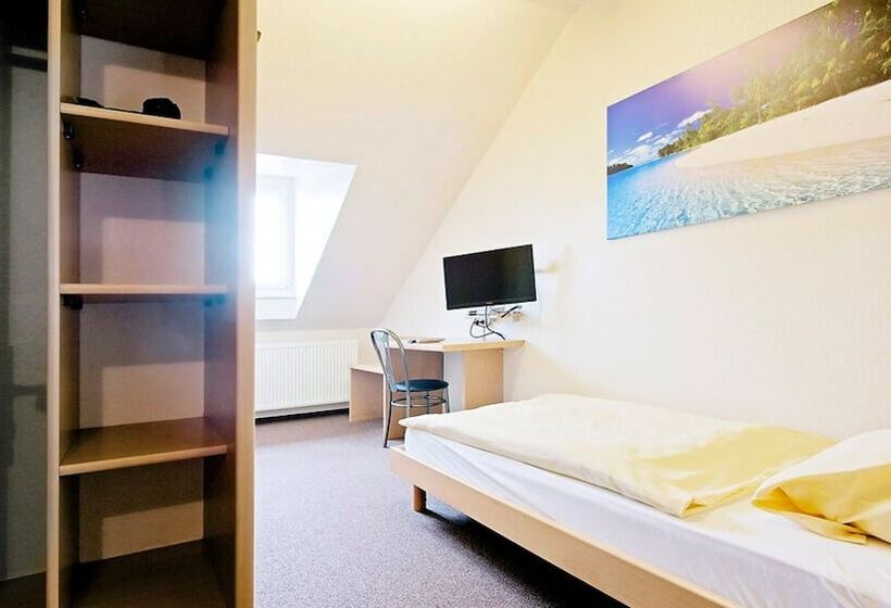 غرفة قياسية فردية, Victoria