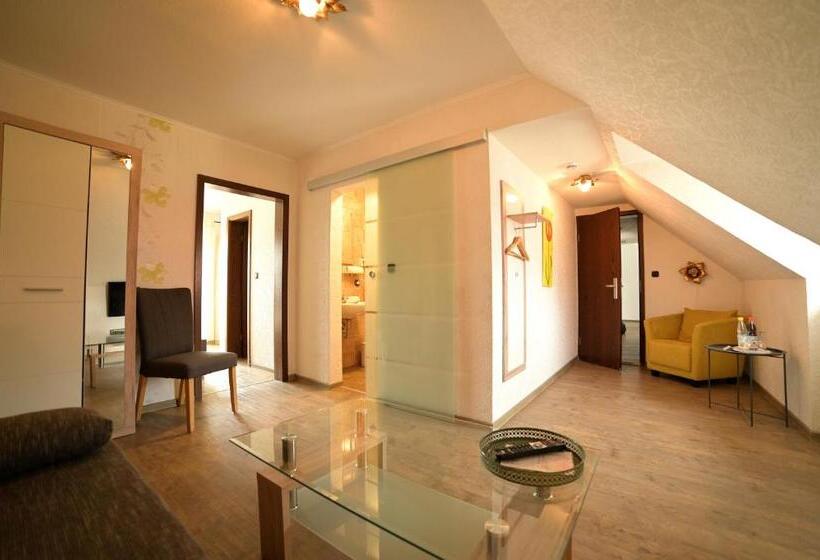 침실 1개 발코니 아파트, Zrenners Garni