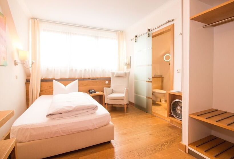 スタンダードルーム, Romantik Hotel Hirschen