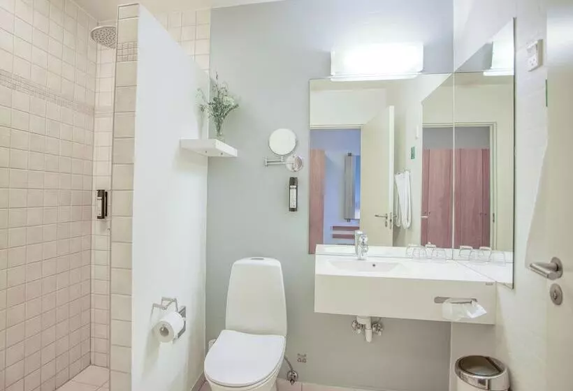 اتاق خانوادگی, Color Hotel Skagen