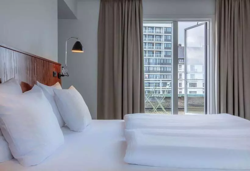 Superior-huone, Astoria, Best Western Signature Collection