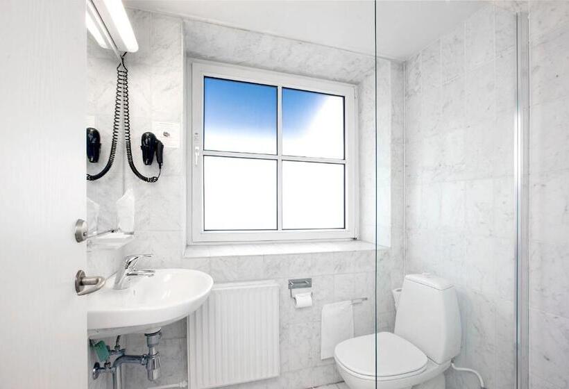 Quarto Estandar Individual, Christian Iv