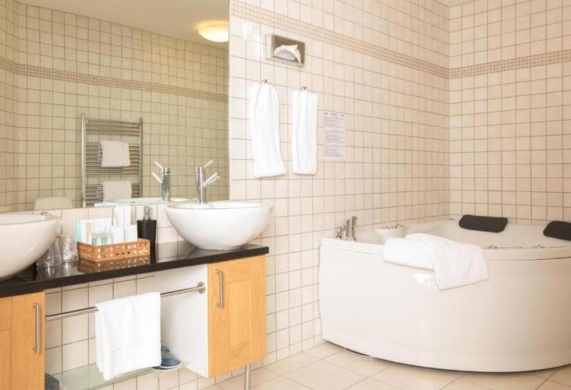 سوئیت با وان آب گرم, Color Hotel Skagen