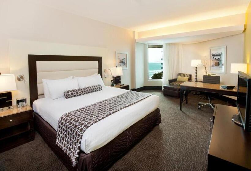 اتاق استاندارد با تخت بزرگ, Crowne Plaza Santo Domingo, An Ihg