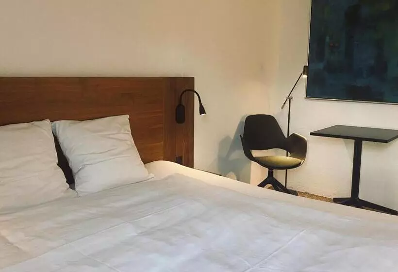 Quarto Estandar, Dalgas