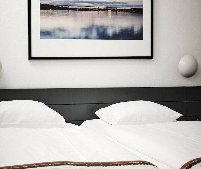 غرفة عائلية, Munkebjerg