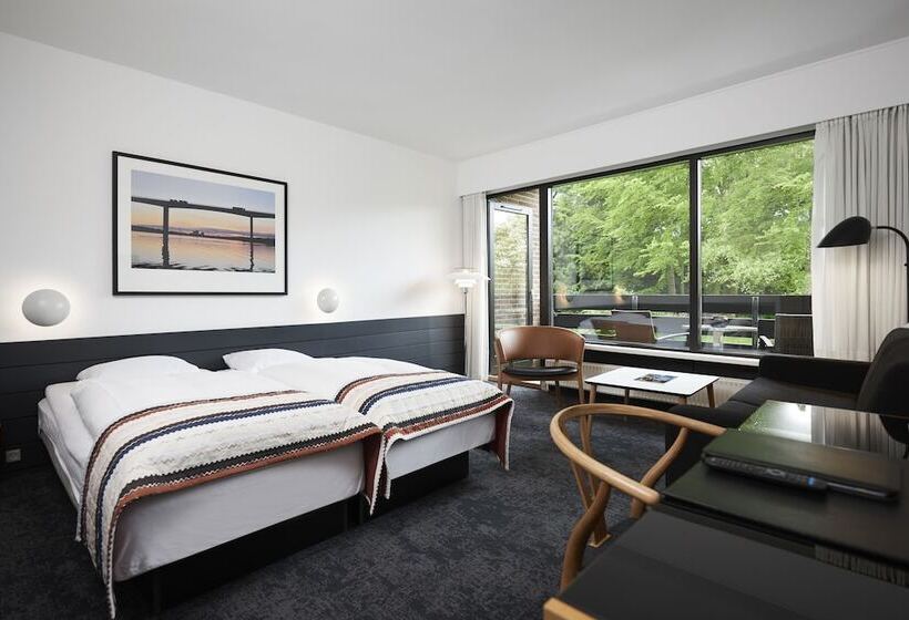 غرفة قياسية مزوَّدة بشُرفة, Munkebjerg