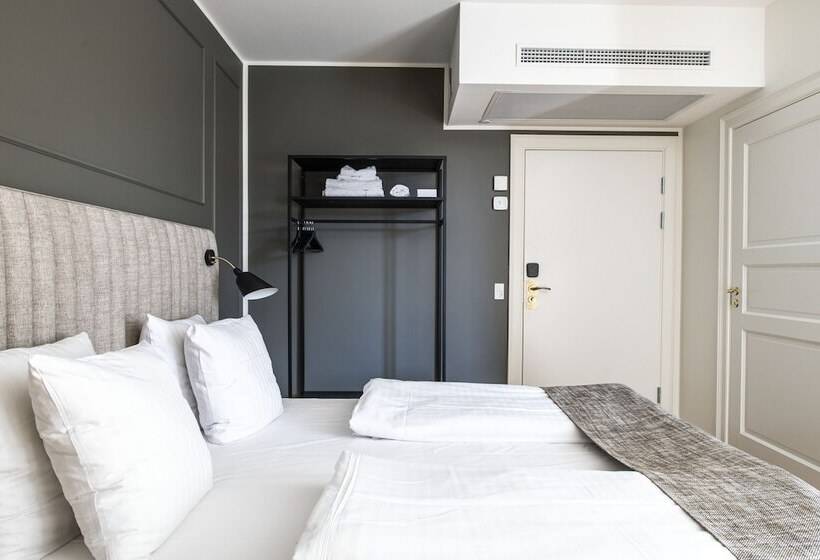 Номер Superior, Sct. Thomas