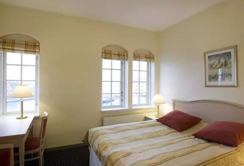 Habitación Estándar, Tornøes