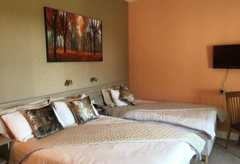 Camera Tripla Standard, 19th Green Guesthouse