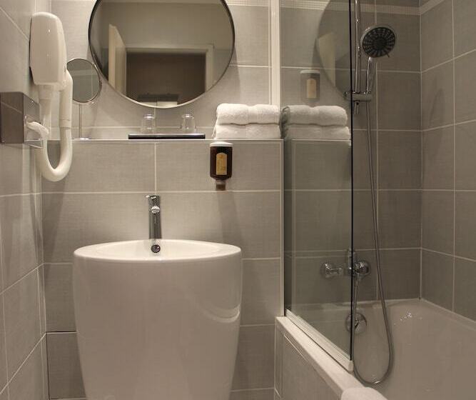 غرفة قياسية داخلية, Amiraute