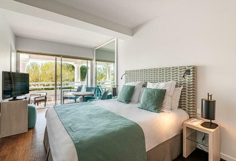 公園の見えるスーペリアルーム, Anne De Bretagne