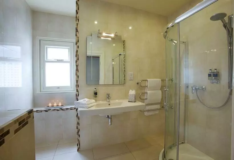 Quarto Triplo Superior, Arbutus