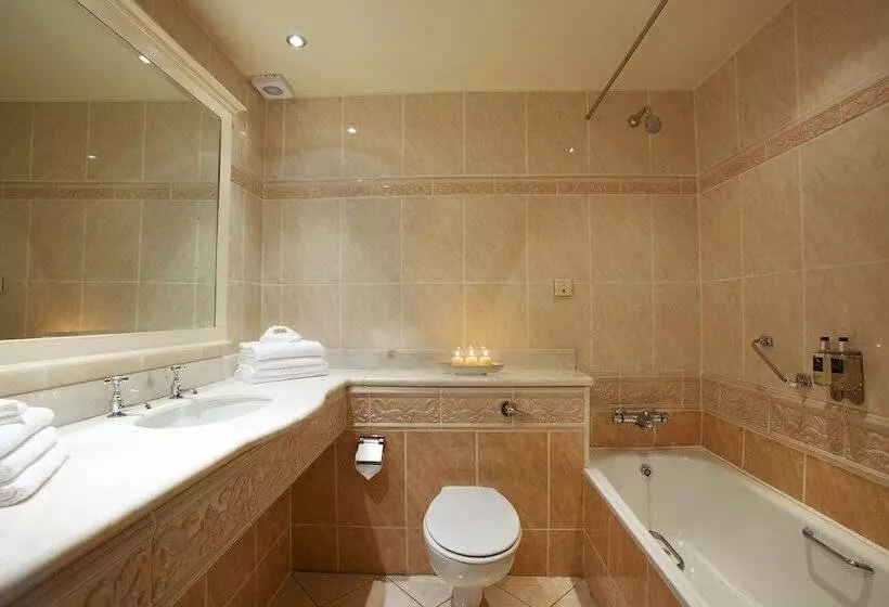 Quarto Clássico, Arbutus