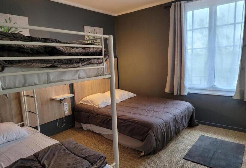 Standard 4 Pers. Værelse, Auberge De L Orisse Et Iris Hostel