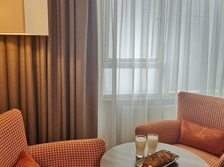 غرفة ديلوكس عائلية, Clayton Hotel Silver Springs