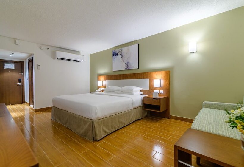 اتاق لوکس, Dhafra Beach