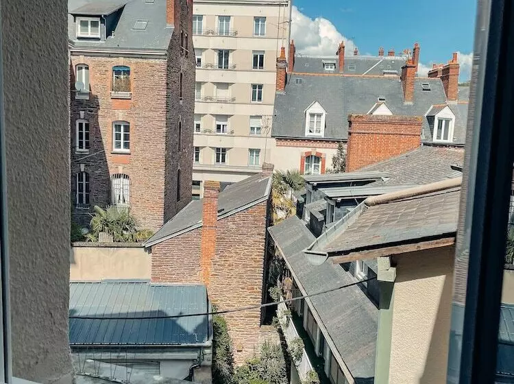 Standard Yhden Hengen Huone, Garden Hotel Rennes Centre Gare