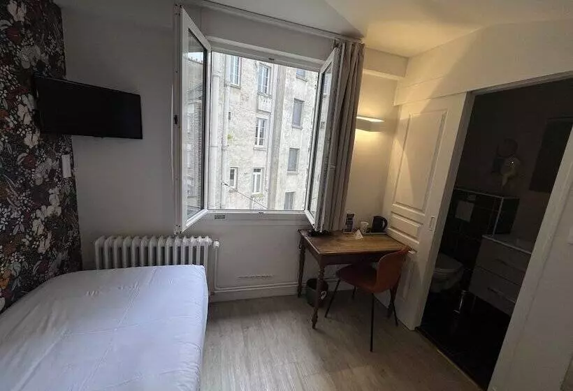 Standard Yhden Hengen Huone, Garden Hotel Rennes Centre Gare