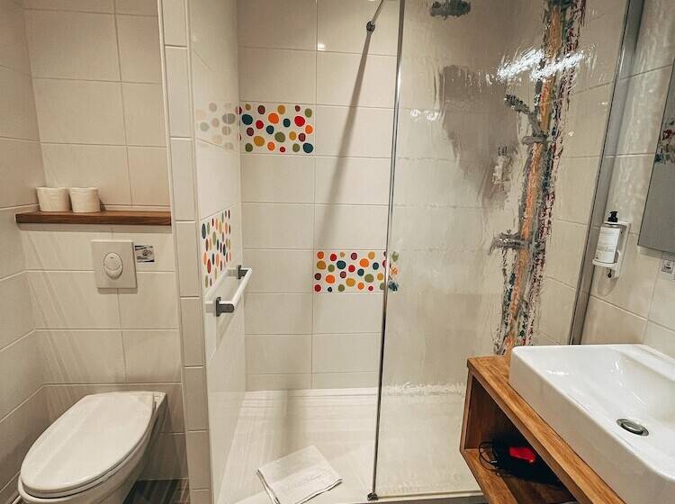 スタンダードインサイドビュールーム, Garden Hotel Rennes Centre Gare