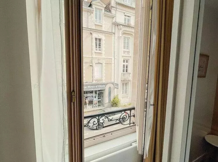 Superior-studio, Garden Hotel Rennes Centre Gare