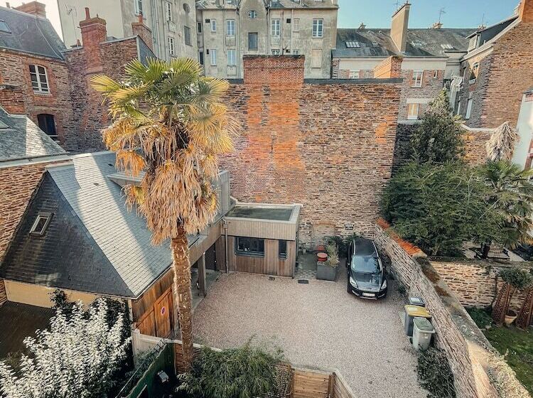 スーペリアスタジオ, Garden Hotel Rennes Centre Gare