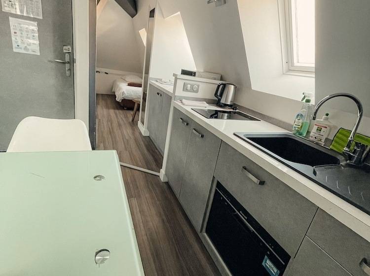 スーペリアスタジオ, Garden Hotel Rennes Centre Gare