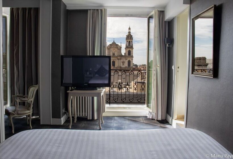 Номер Deluxe, Grand Hotel De La Reine   Place Stanislas