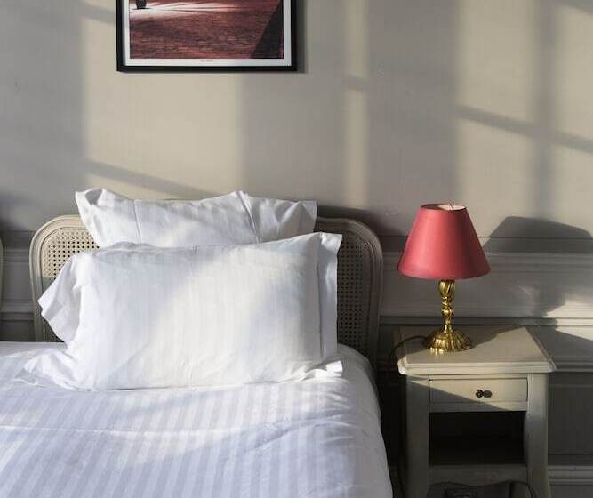 اتاق لوکس, Grand Hotel De La Reine   Place Stanislas