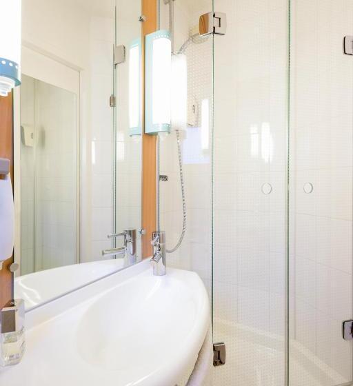 Трехместный Номер Superior, Ibis Marseille Centre Gare Saint Charles