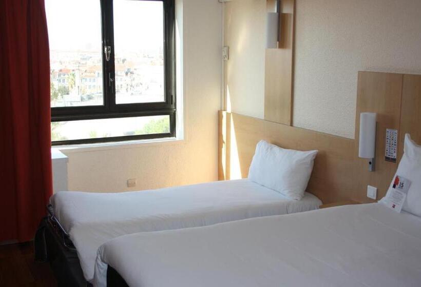 Трехместный Номер Superior, Ibis Marseille Centre Gare Saint Charles
