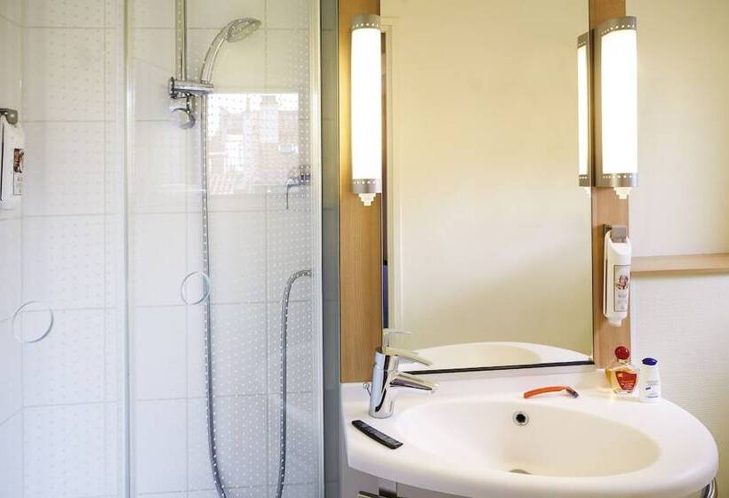Номер Стандарт, Ibis Marseille Centre Gare Saint Charles