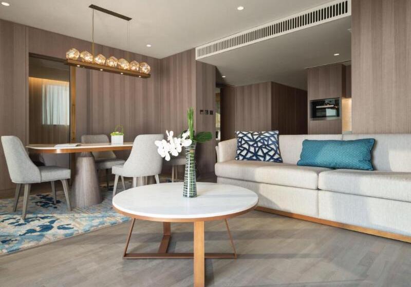 Люкс 3 Спальни, Jumeirah Beach Hotel Dubai