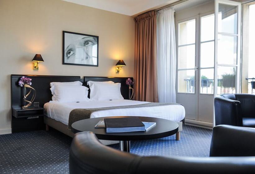 Номер Deluxe, Le Grand