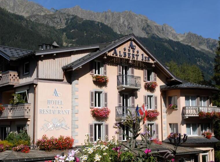 اتاق کلاسیک, Le Hameau Albert 1er