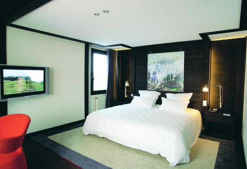 اتاق لوکس, Le Hameau Albert 1er