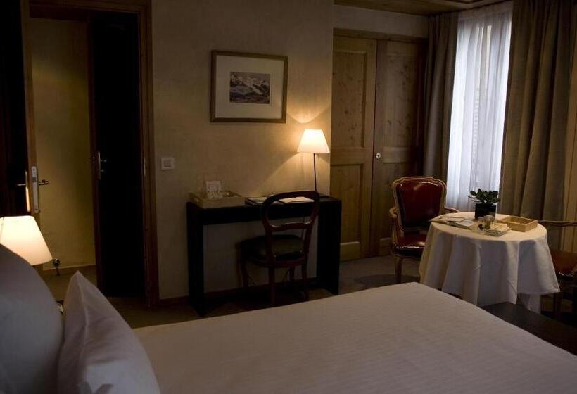 اتاق عادی, Le Hameau Albert 1er