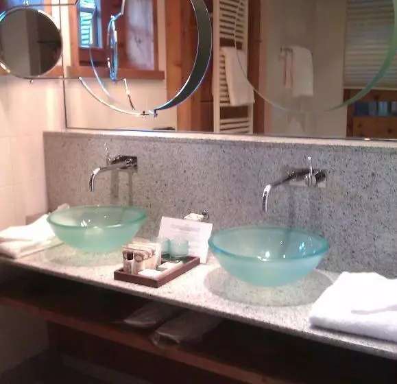 Prestige Triple Room, Le Hameau Albert 1er