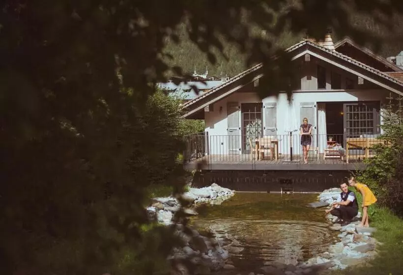 سوییت لوکس, Le Hameau Albert 1er