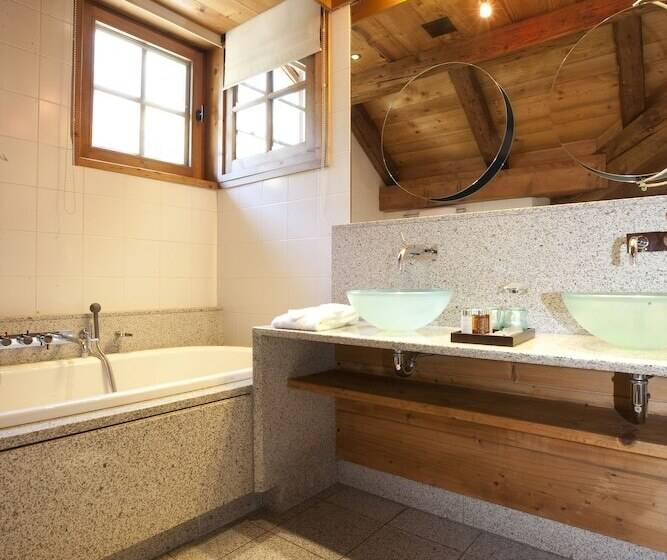 اتاق پرستیژ, Le Hameau Albert 1er