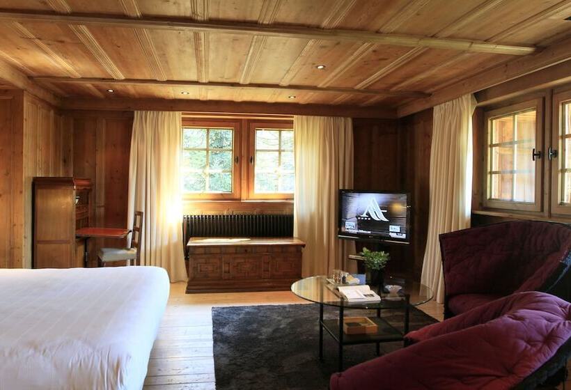 اتاق پرستیژ, Le Hameau Albert 1er