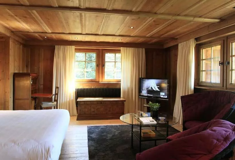 اتاق پرستیژ, Le Hameau Albert 1er