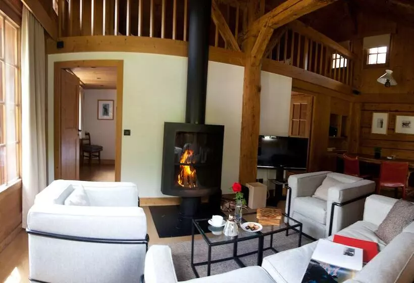 کلبه ییلاقی, Le Hameau Albert 1er