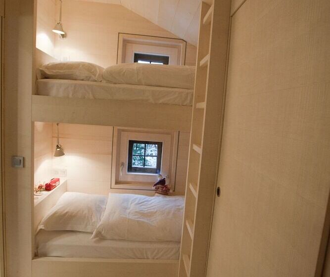 کلبه ییلاقی, Le Hameau Albert 1er