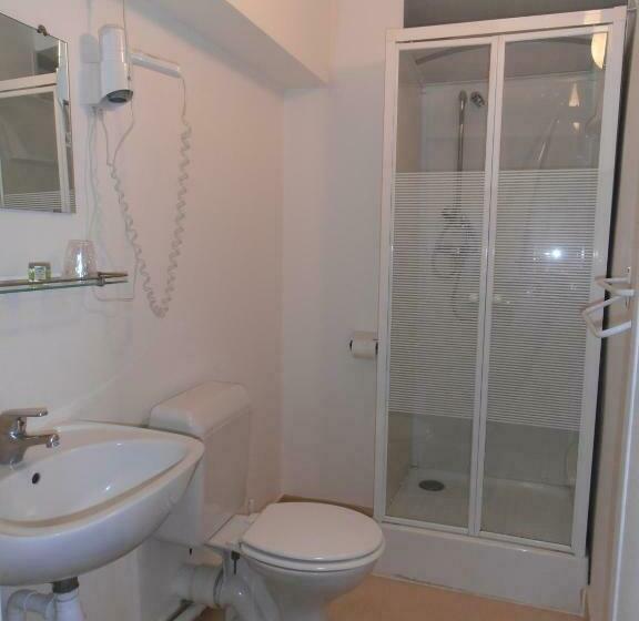 חדר סטנדרט, Logis Le Grand Hôtel Du Louvre