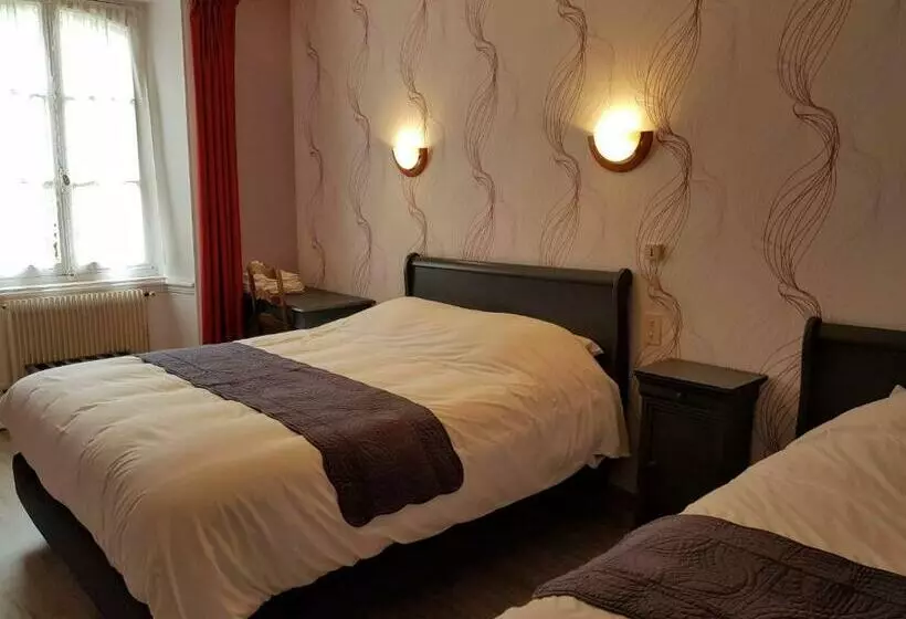 Standard Kolmen Hengen Huone, Logis Le Grand Hôtel Du Louvre