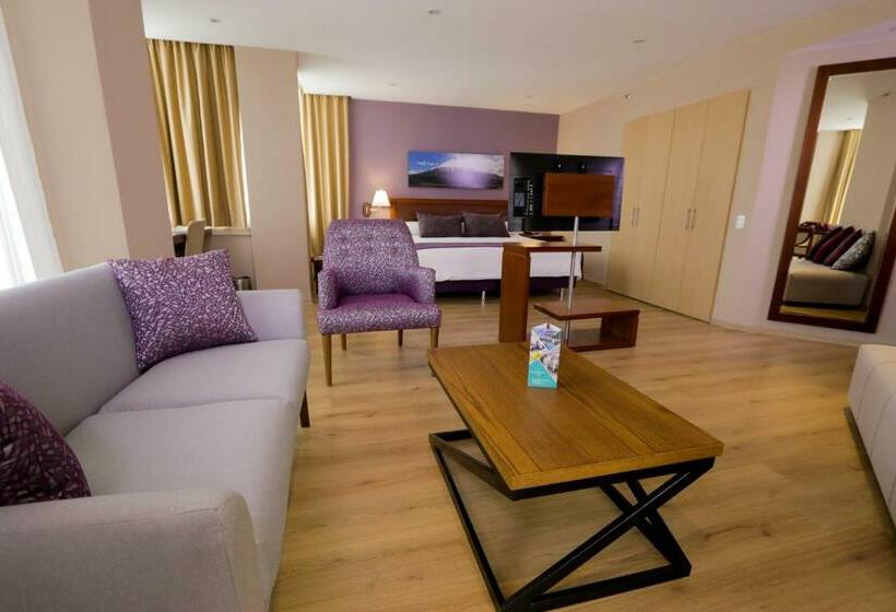 スーペリアースイート, Mercure Alameda Quito