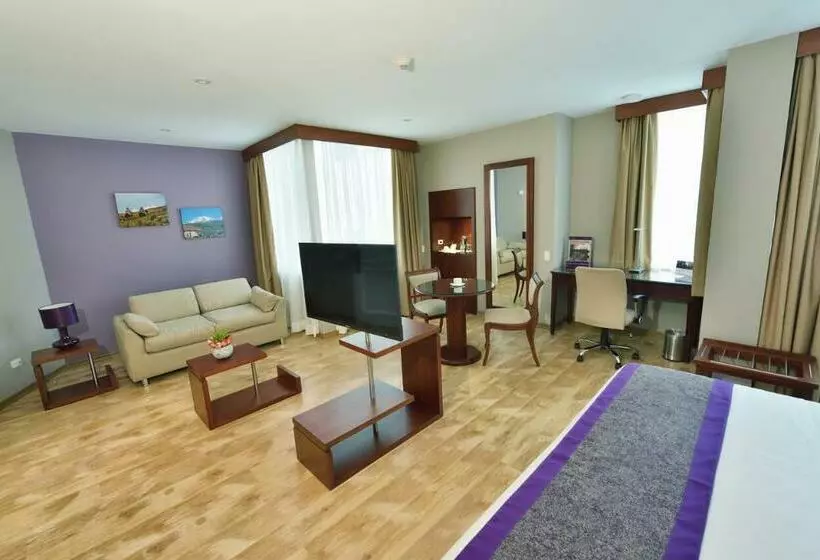 スーペリアースイート, Mercure Alameda Quito