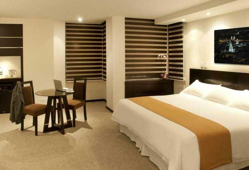 스탠다드 룸 킹사이즈 침대, Mercure Alameda Quito